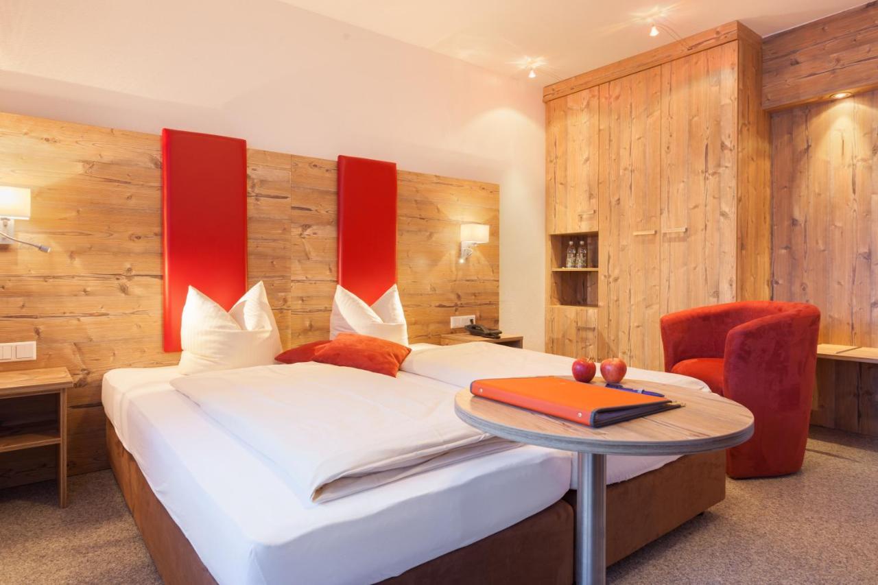 Hotel Talhof Garni&More In Waengle Bei 로이테 객실 사진
